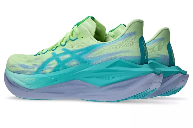 Asics Unisex Løpesko Superblast 3 42,5 Responsiv løpesko - IY/EA 