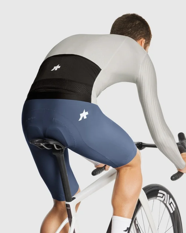 Assos Herre Equipe RS S11 Trøye LS M Aerodynamisk sykkeltrøye - Almond milk 