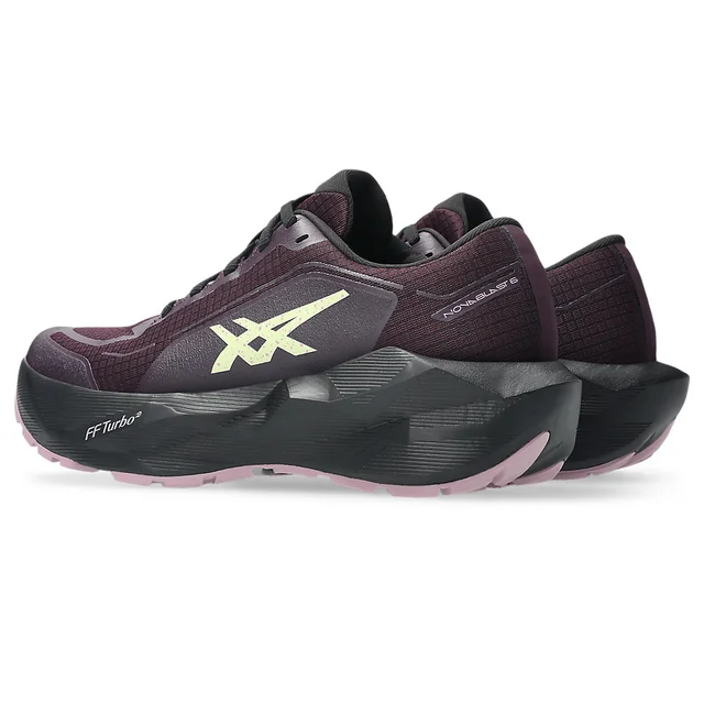 Asics Dame Løpesko Novablast 6 GTX 37,5 Lett løpesko med GORE-TEX - Da 