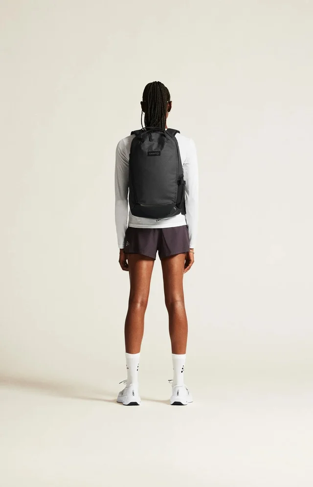 Craft Dame Trøye LS Adv Essence 2 M Langermet treningstrøye med mesh - white 