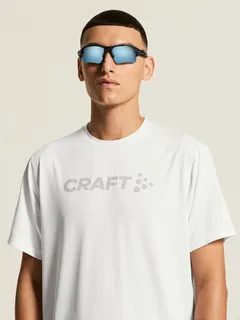 Craft Herre Trøye SS Essence Logo 2 M Myk funksjonell treningstrøye - White