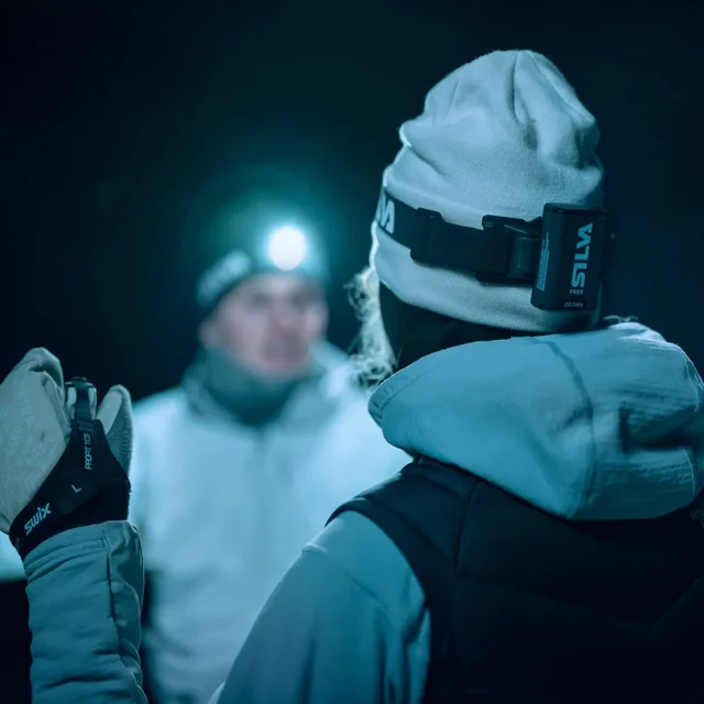 Silva Hodelykt Free Pulse 1500 S Lett hodelykt med 1500 lumen 