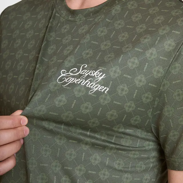 SAYSKY M Trøye SS Couture Combat M Lett og teknisk løpetrøye - GREEN AOP 