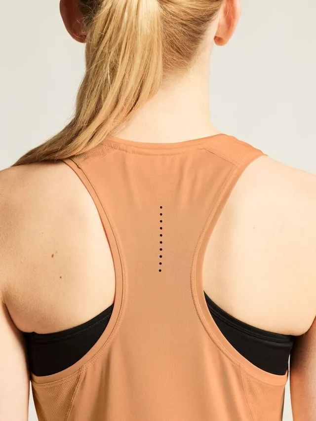 Craft W Singlet Adv Essence 2  S Treningssinglet med mesh - Apricot 