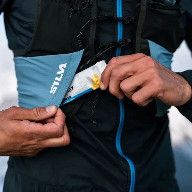 Silva Strive 5 M Blue Løpevest for langturer og konkurranser-b 