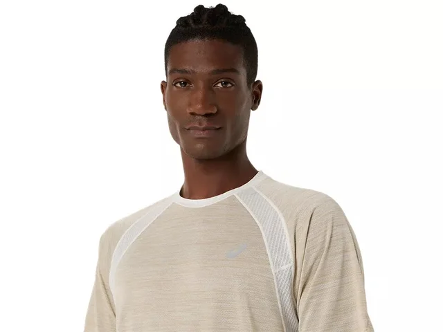 Asics Herre Trøye SS Road M Lett og pustende topp - CREAM 