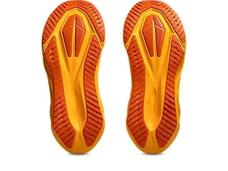 Asics Herre Løpesko Novablast 5 43,5 Løpesko med høy energiretur - Y/A 