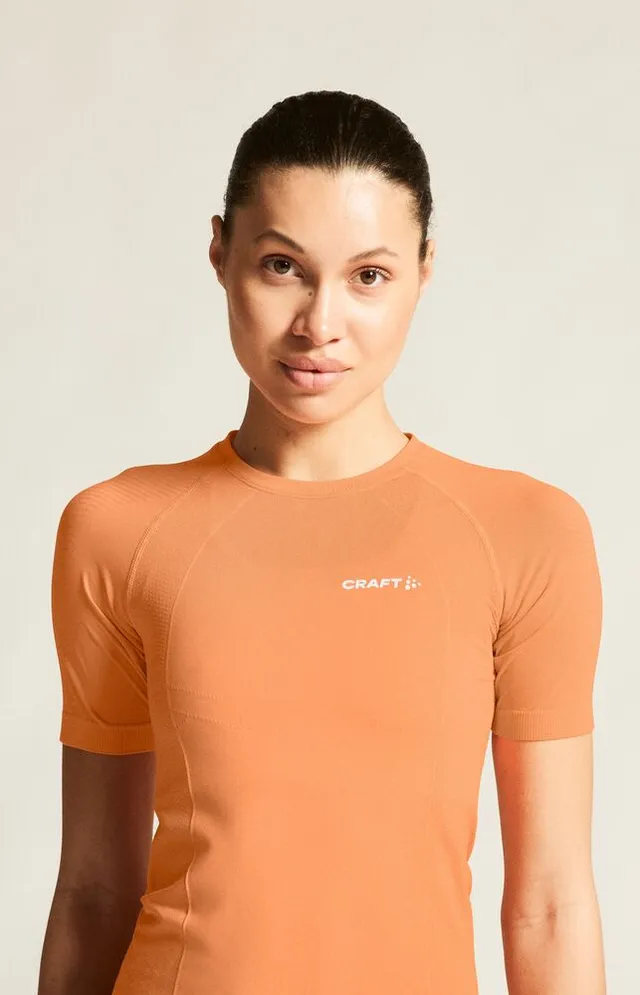 Craft W Trøye SS Cool Intensity  S T-skjorte med kjøleeffekt - Apricot 