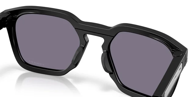 Oakley HSTN SQ Prizm Grey Solbriller med premium detaljer 