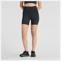 New Balance W Shorts 6 Storage L Løpeshorts med 4-veis stretch - BK