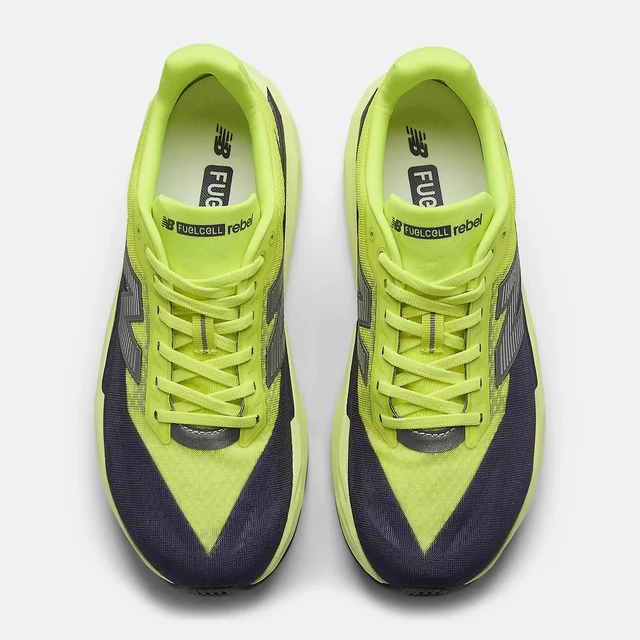 New Balance FuelCell Rebel v5 42 Lett og responsiv løpesko - AG 