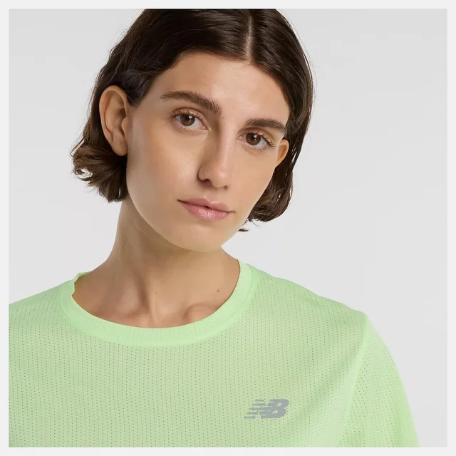 New Balance W SS Trøye Athletics S Pustende topp til trening - Afterglow 
