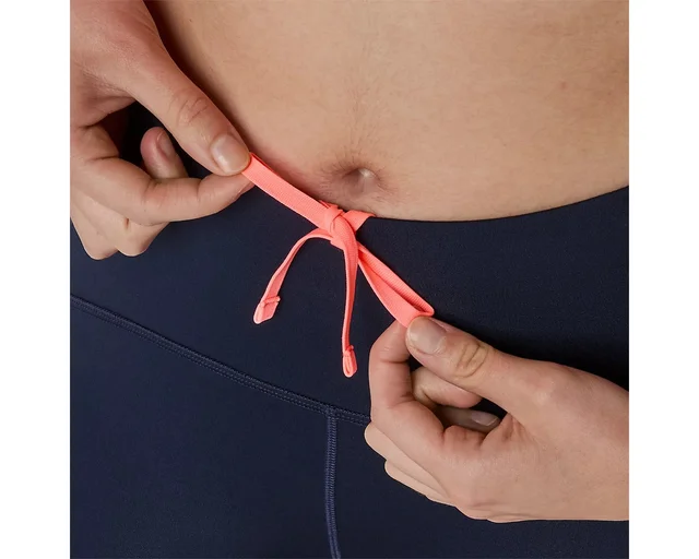 Asics Dame Tights 8in Sprinter L High waist løpeshorts- MIDNIGHT 