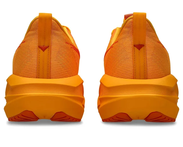 Asics Herre Løpesko Novablast 5 43,5 Løpesko med høy energiretur - Y/A 