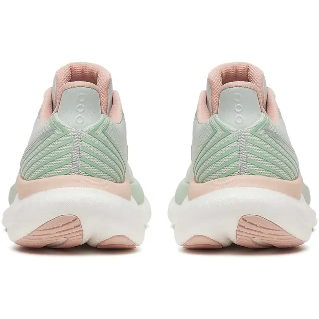 Saucony Løpesko W Triumph 23 39 Myk og god mengdesko - MIST/CAMEO 