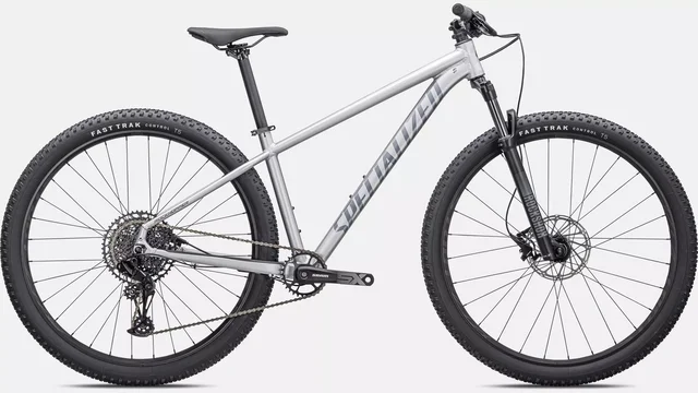 Specialized Rockhopper Expert S Lett, allsidig og solid aluminiumssykkel 