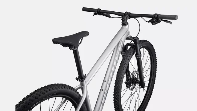 Specialized Rockhopper Expert S Lett, allsidig og solid aluminiumssykkel 
