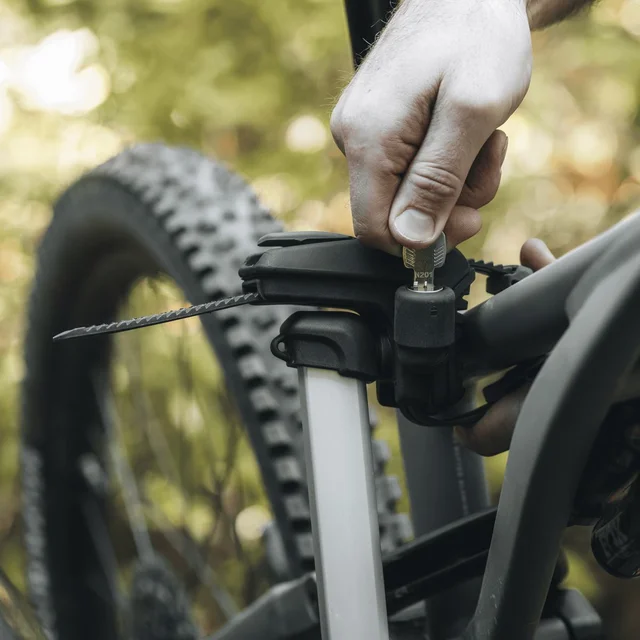 Thule Epos Parksecure Sykkelstativ for 3 sykler 