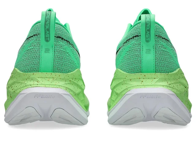 Asics Unisex Løpesko Superblast 2 44 Fantastisk løpesko med god demping - VB 