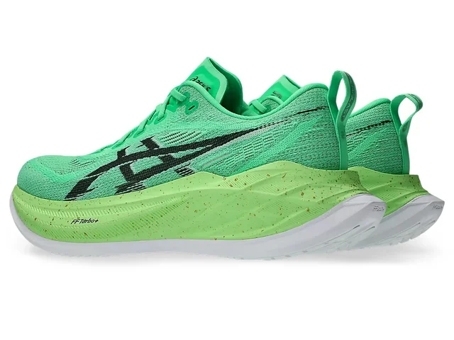 Asics Unisex Løpesko Superblast 2 44 Fantastisk løpesko med god demping - VB 