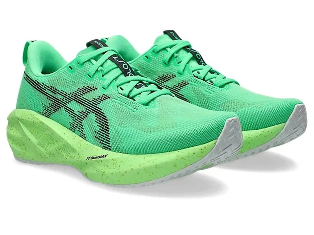 Asics Dame Løpesko Novablast 5 39 Fantastisk allround løpesko - VG/B 