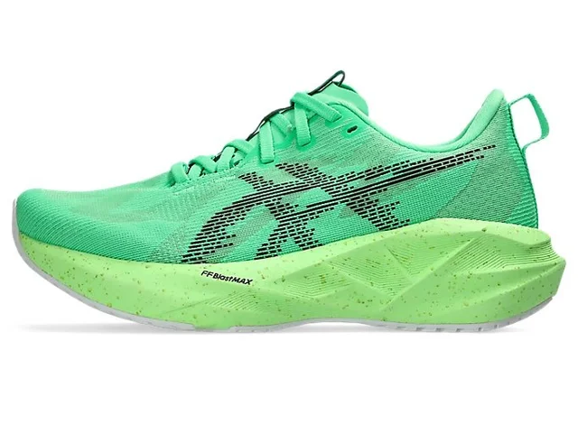 Asics Dame Løpesko Novablast 5 39 Fantastisk allround løpesko - VG/B 