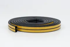 D-Profil EPDM Cel m/Tape 14X12 Rull a 40 mtr