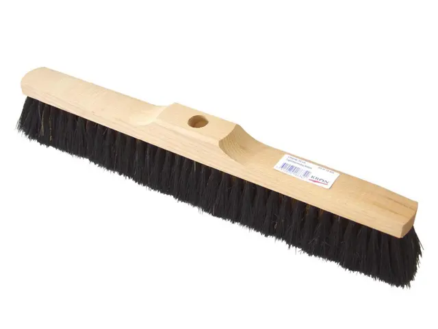 GULVFEIEKOST HARD TRE KRON 50CM SYNTETISK BUST 