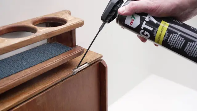 UNIVERSALSPRAY GT7 RELEKTA 600ML AEROSOL 