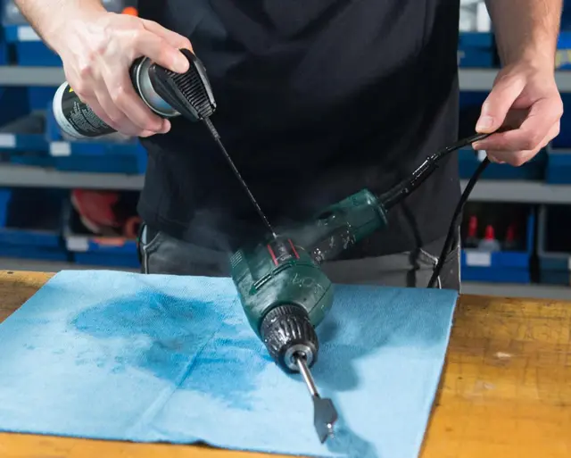 UNIVERSALSPRAY GT7 RELEKTA 600ML AEROSOL 