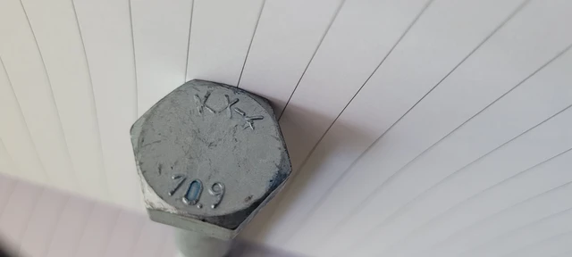 sekskantskrue 10,9 16x1,5x90mm DIN 960 