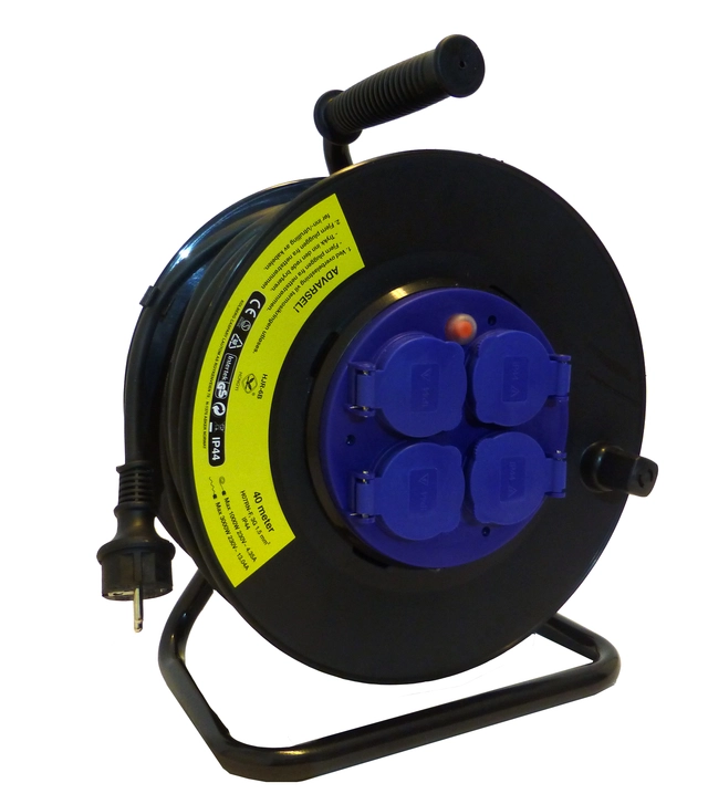 KABELTROMMEL 4mtr 3x1,5mm2 Fast senter 